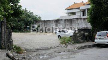 Gambar 2 TANAH PANTAI JERMAN KUTA BALI.