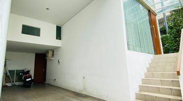 Gambar 4 Jual Cepat Rumah Kemang Full Furnished. 