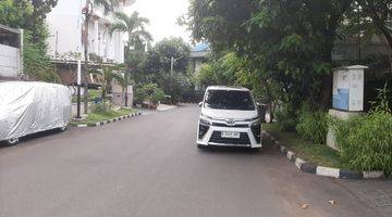 Gambar 3 Rumah Murah 2 Lantai Sunter 315 M²