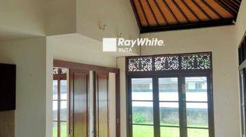 Gambar 1 Unfurnished 2BR House In Resort Area Jimbaran