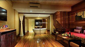 Gambar 5 Luxury Best Awarded Hotel With Mini Mall In Jimbaran