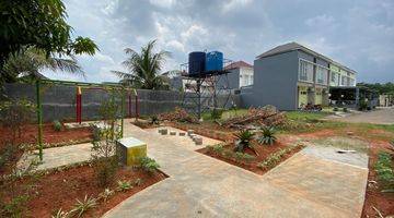 Gambar 4 Rumah Magnolia Town House Bagus Semi Furnished