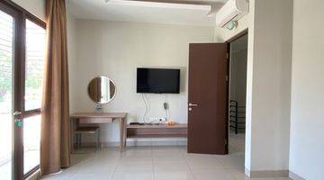 Gambar 1 Rumah Furnish Cluster Burgundy Summarecon Bekasi 