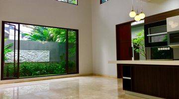 Gambar 1 Luxury House Di Kemang Dekat Ampera, Tb Simatupang