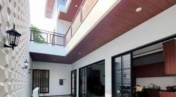 Gambar 1 Rumah 2 lantai Bagus Kolam Renang Sektor 8 Bintaro Jaya