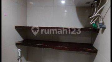 Gambar 3  Apartement Metropolis Type Studio View Pool Fully Furnished 