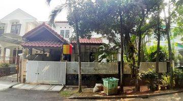 Gambar 4 Rumah Depan Taman Kota 1