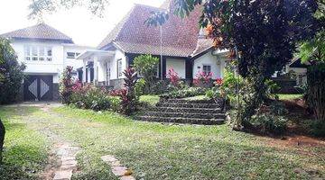 Gambar 3 Dijual rumah di jalan utama Dago