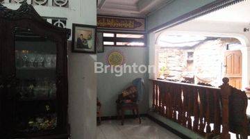 Gambar 5 Rumah Besar 2 Lt di Komp Depkes