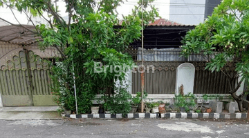 Gambar 1 RUMAH 1 LANTAI DI JALAN MANYAR KERTOARJO SURABAYA