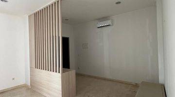 Gambar 5 Disewakan Rumah Golf Island PIK 8x25 Semi Furnished rapi!!