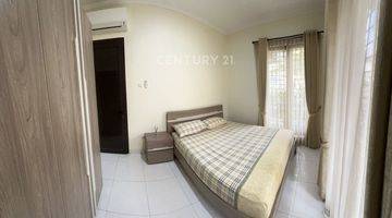 Gambar 2 Rumah Hook Dalam Cluster Exclusive Di Discovery UT14746