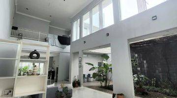 Gambar 3 Rumah 2 Lantai Luas Halaman Di Senayan Sektor 9 Bintaro 8897 GB