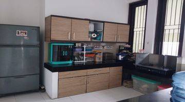 Gambar 3  Rumah Bagus Semi Furnished di Kopo