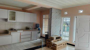 Gambar 3 Rumah 2 lantai Bagus Furnished di Cibaduyut