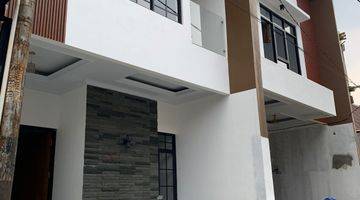 Gambar 3 Rumah Dalam Cluster Tanah Baru Depok