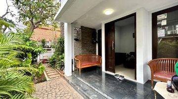 Gambar 5 Rumah Besar Minimalis 300m2 Hook Parkir 4 Mobil