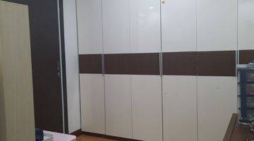 Gambar 3 Rumah 2,5 lantai luas tanah 102m2 semi furnished Bagus di Janur Kuning Kelapa Gading