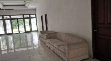 Gambar 2 Rumah luas tanah 1064m2 hitung tanah 24jt/mtr SHM di Mangga Besar jakarta barat