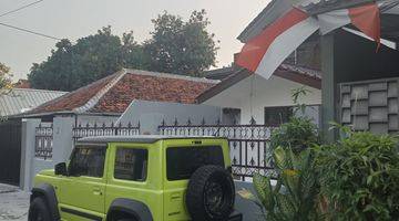 Gambar 1 Rumah 2 Lantai Sudah Renovasi Siap Huni