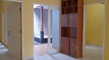 Gambar 3 Di Sewa Rumah 1,5 Lantai Sutera Feronia Alam Sutera Tangerang Bagus Siap Huni Semi Furnished 