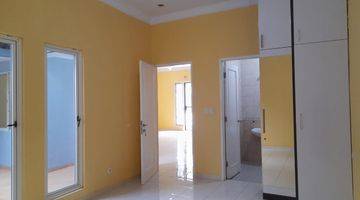 Gambar 5 Di Sewa Rumah 1,5 Lantai Sutera Feronia Alam Sutera Tangerang Bagus Siap Huni Semi Furnished 