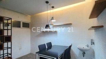 Gambar 2 Rumah Cantik Fully Furnished 2 KT Di Discovery Bintaro  Sc10568