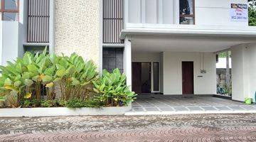 Gambar 1 Villa Yogya Rumah Mewah Dijual Murah Full Furnish 