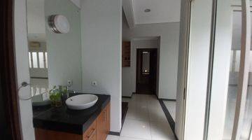 Gambar 2 Rumah Bagus Unfurnished di Jalan Ciniru Kebayoran Baru