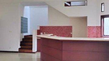 Gambar 2  Rumah Bagus Semi Furnished di cipaku, Cipaku