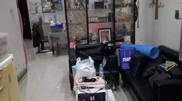 Gambar 2  Rumah Semi Furnished di taman holis indah , Holis Cigondewah