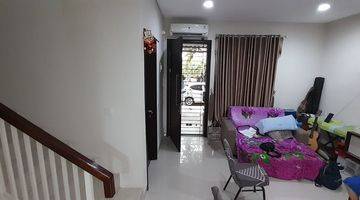 Gambar 3 Rumah 2 Lantai SHM Nyaman Dan Asri Di Cluster Amarine Bsd City 