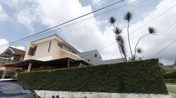 Gambar 1 Villa Hook Luas 255 Meter Di Green Apple 2 Lantai Furnished