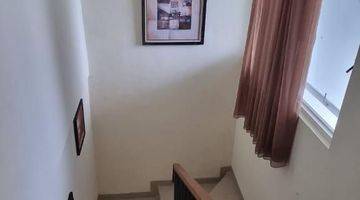 Gambar 3 Dijual Villa Sudah Renov 2 Lantai Fullfurnished Di Green Apple