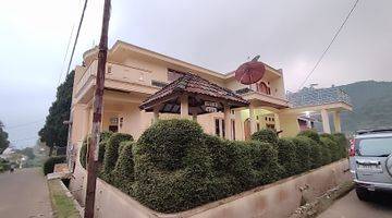 Gambar 2 Dijual Villa Hook Full Furnished 2 Lantai Di Green Apple