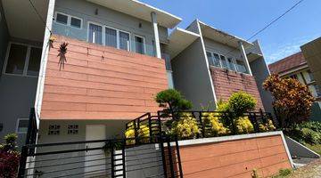 Gambar 2 Dijual Villa Sudah Renov 2 Lantai Fullfurnished Di Green Apple