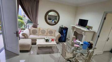 Gambar 4 Dijual Villa Sudah Renov 2 Lantai Fullfurnished Di Green Apple