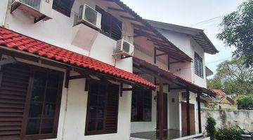 Gambar 3 Rumah Dijual di Jl. Sei Batang Serangan B, Medan Baru, Sumut