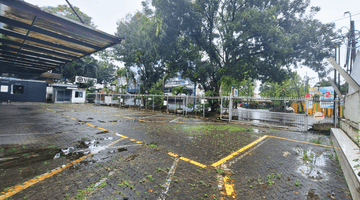 Gambar 2 Dijual Ex Supermarket di Jl. Kapten Patimura, Darat, Medan Baru