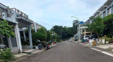 Gambar 1 Rumah 2 Lantai Di Modernhill Pondok Cabe