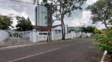 Gambar 2 Dijual Rumah Kantor