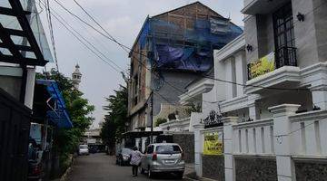 Gambar 5 Di Jual Rumah Mewah Design Neoclasic 2 Lantai Siap Huni di Jalan Haji Nawi 