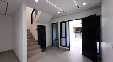 Gambar 2 Brand New House Rumah Mewah Catalina, Design Elegan