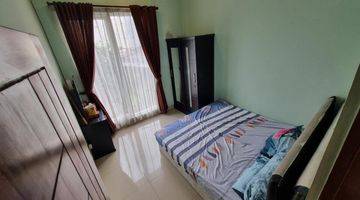 Gambar 2 Rumah Furnished di Komplek Beranda Serpong, Type Master 4 Kamar