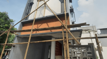 Gambar 3 Dijual Rumah 3 Lt+rooftop Jakarta Selatan Dekat One Belpark Mall