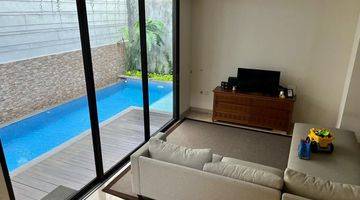 Gambar 2 Rumah Private Pool Di Area Lebak Bulus 3 Bedrooms