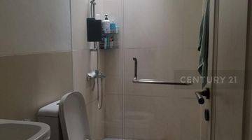 Gambar 2 House In Kemang Area Fully Furnished
