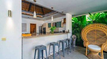 Gambar 5 Leasehold, Stuning Villa Di Kerobokan Near Seminyak, 7.8 Are, Fully Furnished