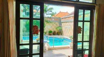 Gambar 3 Big House, Full Furnished , Pool, 4 Are , 5 Kamar , Di Panjer Renon