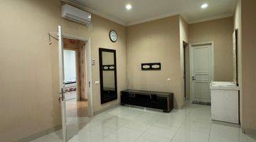 Gambar 3 Rumah 2 Lantai di Cluster Emerald , Phg Summarecon Serpong. Tangerang, Tangerang